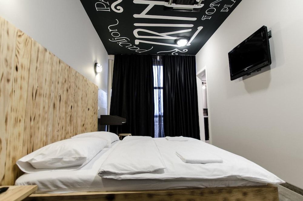 Main Square Hostel Private Twin Room 2