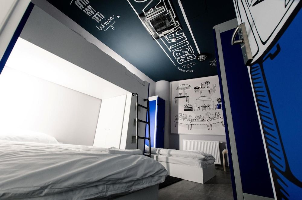 Main Square Hostel Private Twin Room 4