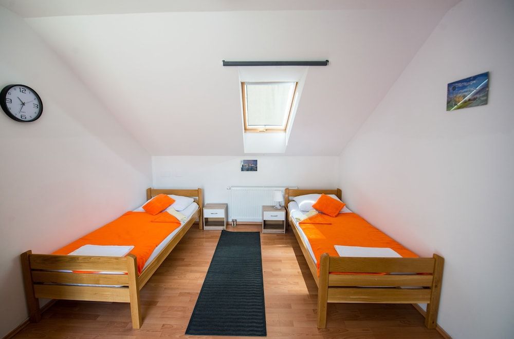 Hotel & Hostel Zagreb Family Room