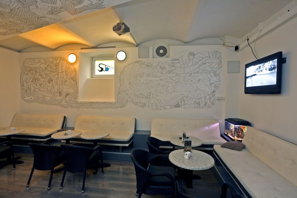 undefined SubSpace Hostel 7