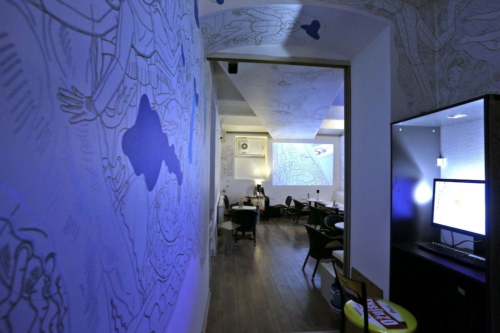 undefined SubSpace Hostel 6