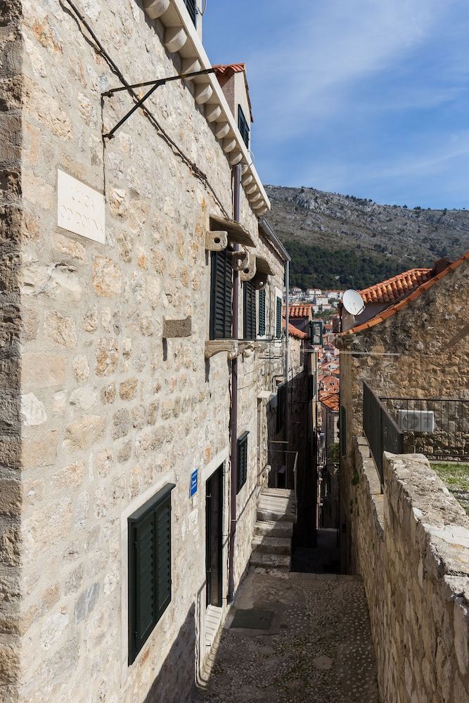 undefined Apartments Vi-La 8