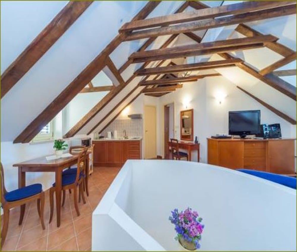 Apartments Vi-La Deluxe Apartment 7