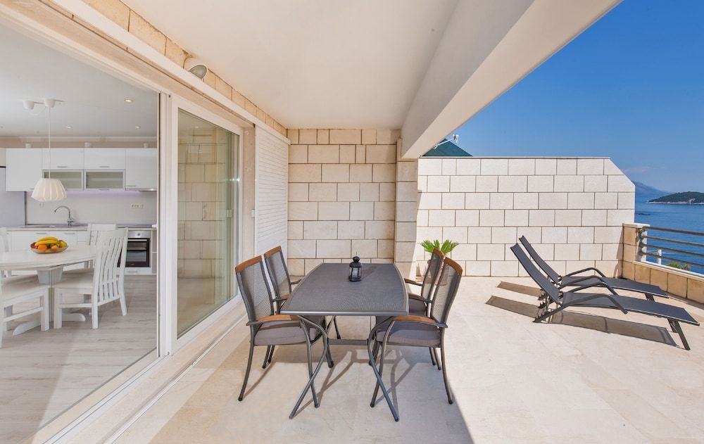 Big Blue Apartments Apartment, 1 Bedroom, Terrace, Sea View 8