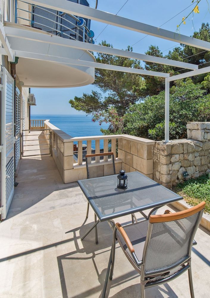 Big Blue Apartments Apartment, 1 Bedroom, Terrace, Partial Sea View 5