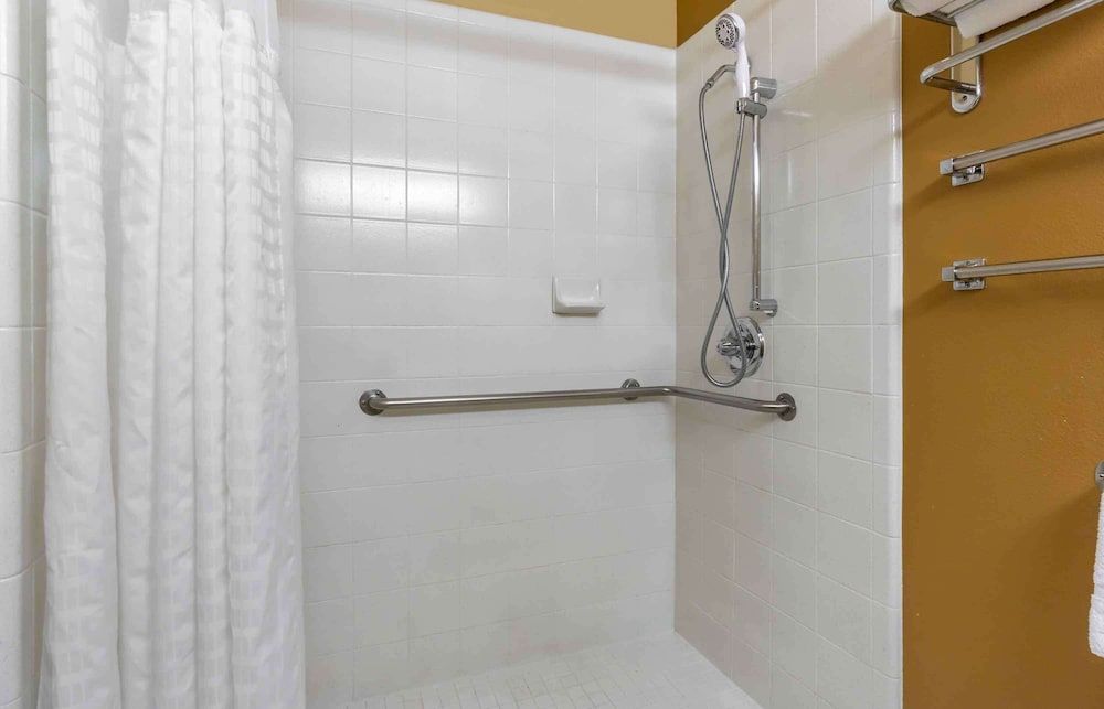 Studio, 1 Queen Bed, Accessible, Non Smoking