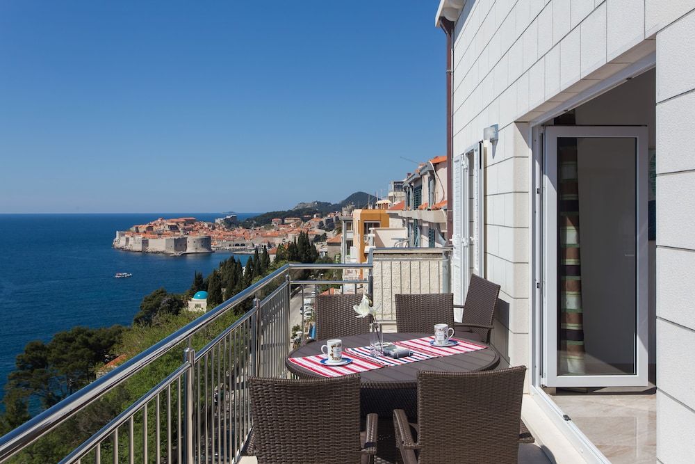 Deluxe Apartment, 3 Bedrooms, Balcony, Sea View