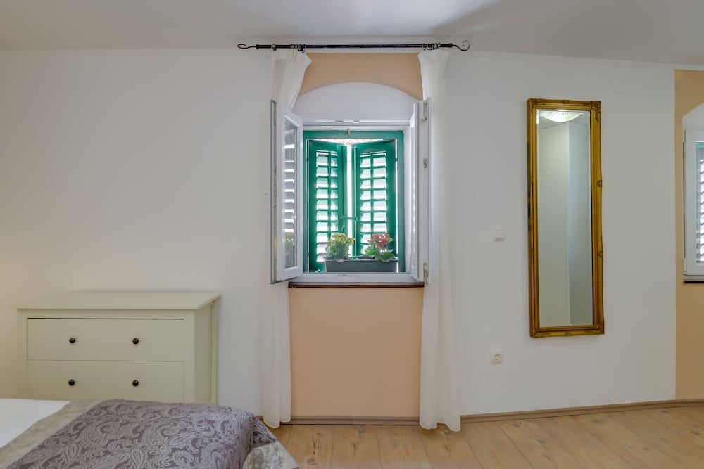 Guesthouse Imperator Standard Double Room, City View 30