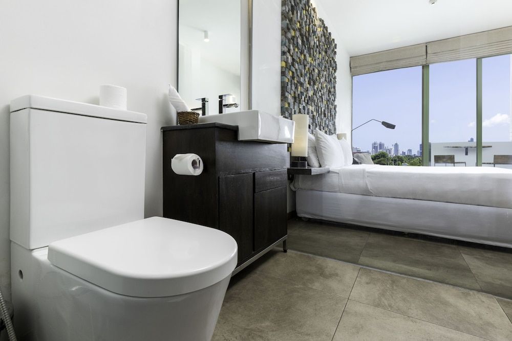 ME Colombo Superior Double or Twin Room, Balcony 3