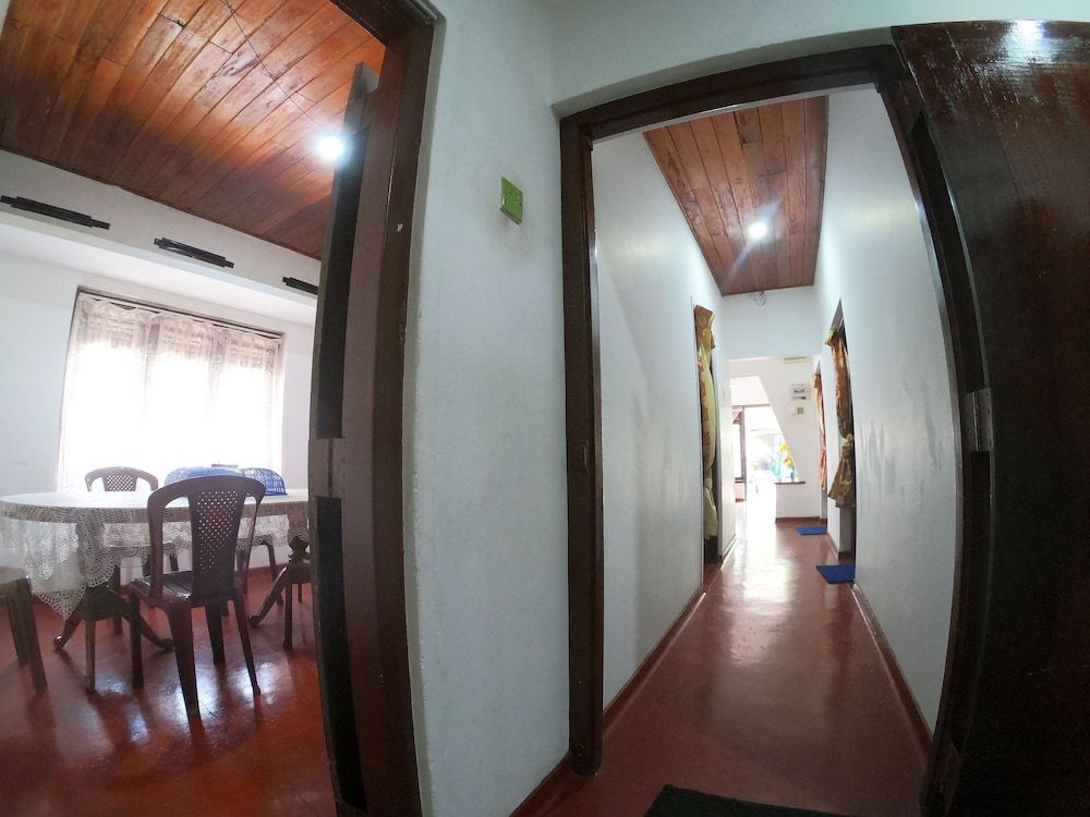 Shrinith's Place - Dodanduwa Family House, 3 Bedrooms, Pool View, Ground Floor 13