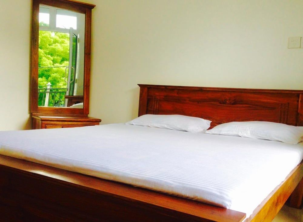 Rekawa Village Hotel Economy Double Room 6