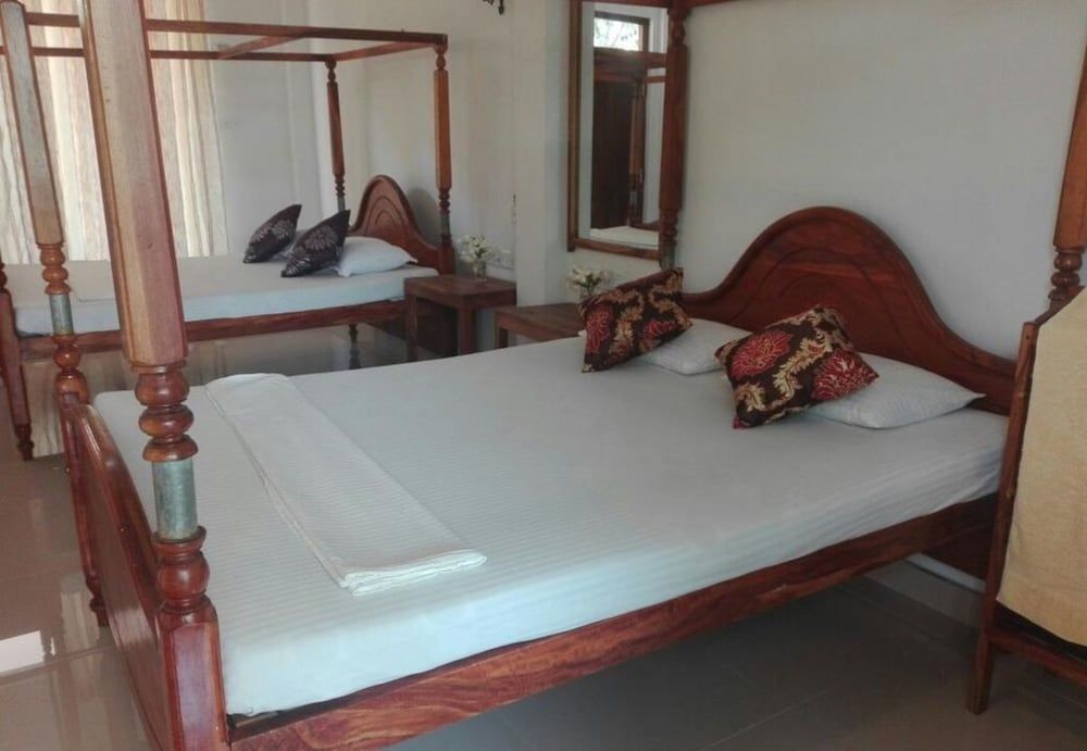 Rekawa Village Hotel Economy Double Room 3