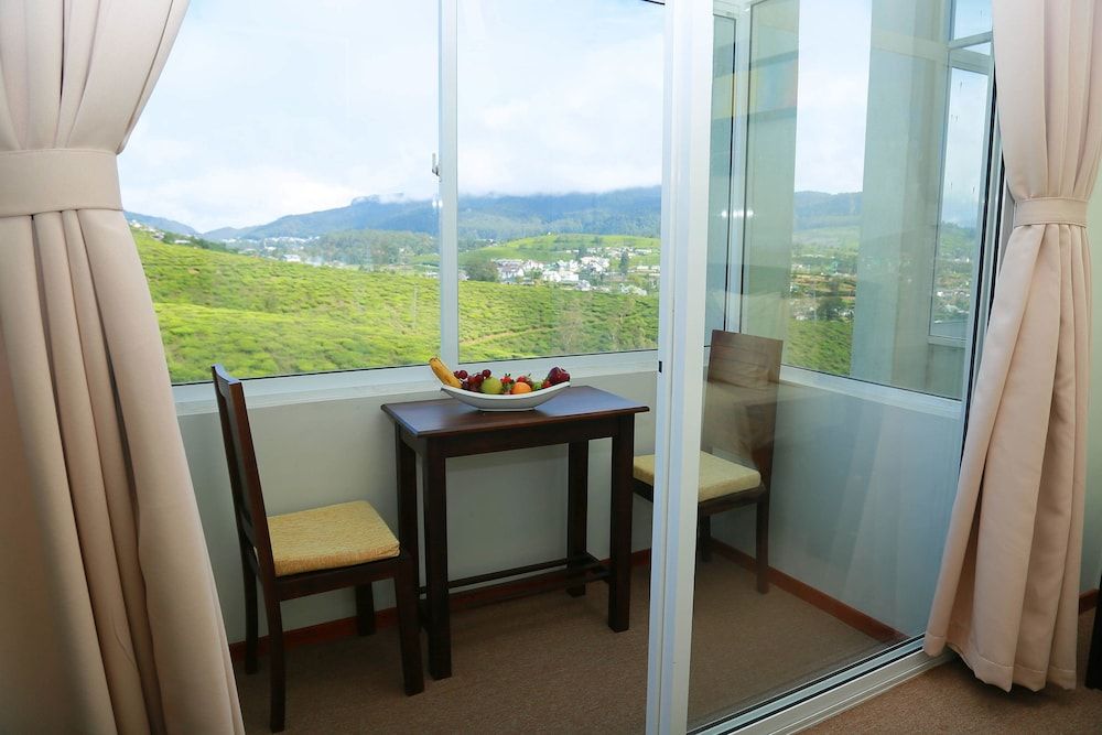 Lourdes Hotel Superior Room, 2 Double Beds, Connecting Rooms, Mountain View 3