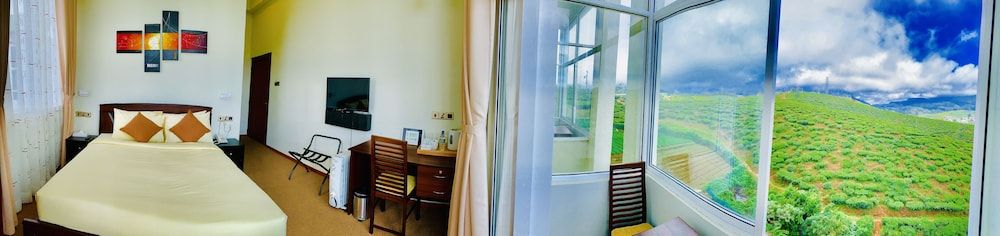 Lourdes Hotel Superior Triple Room, 1 Bedroom, Balcony, Mountain View 5