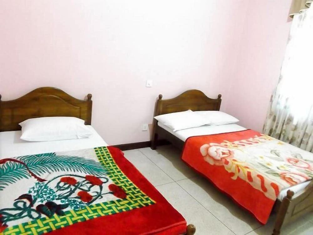 undefined Thuvaraga Rest 3