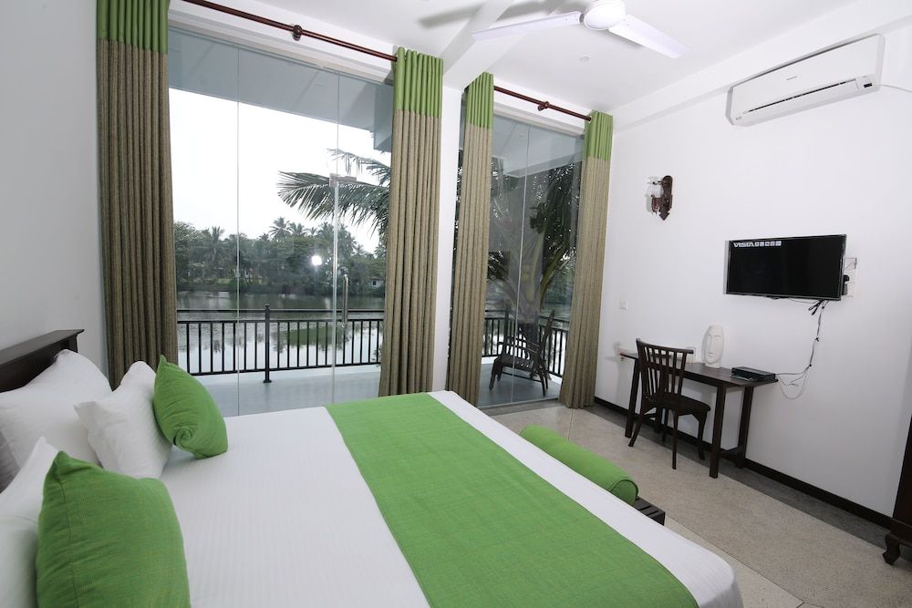 Double Room, Lake View