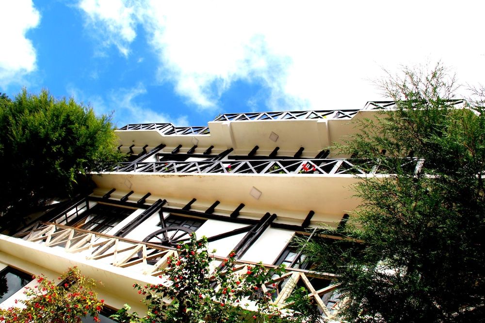 undefined chez allen 2