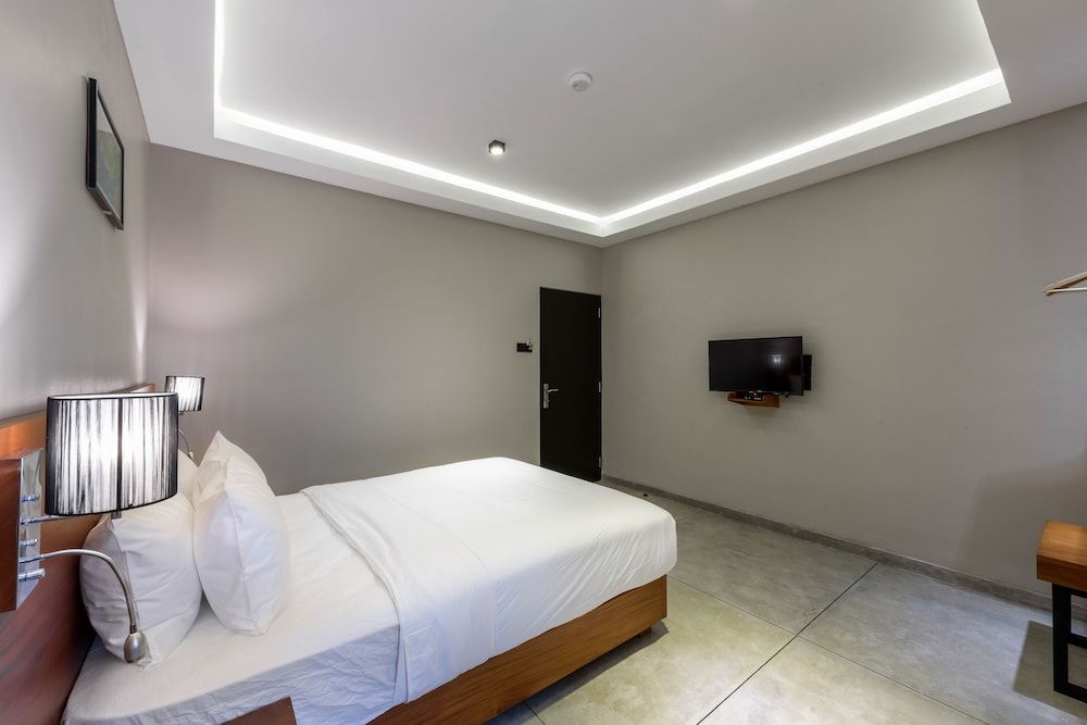 Fern Colombo Comfort Double Room, 1 Queen Bed, Accessible