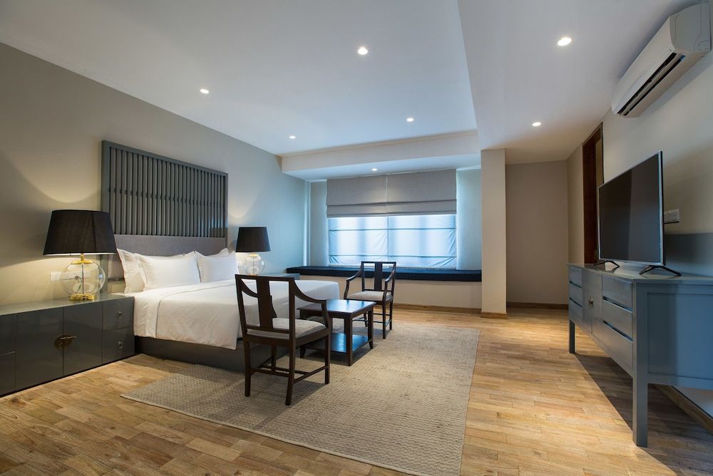 Le Papillon Super Deluxe (Room 3) 2