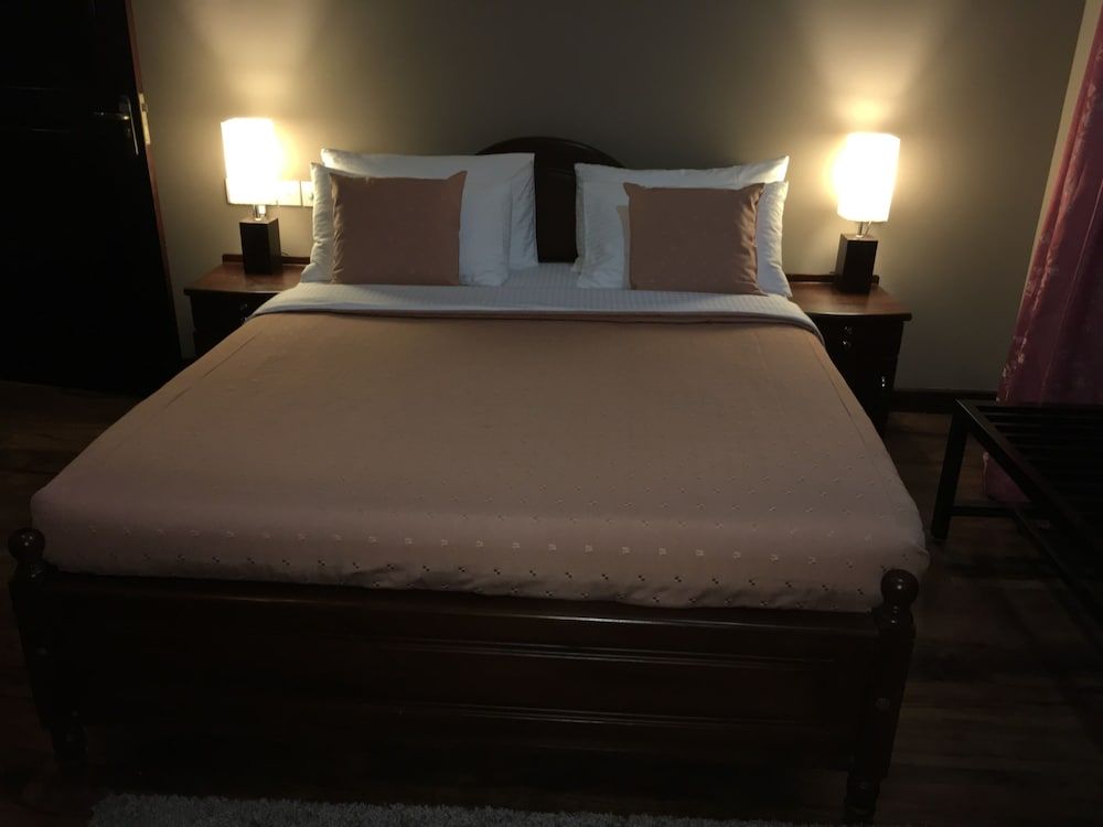 undefined Dorchester 5