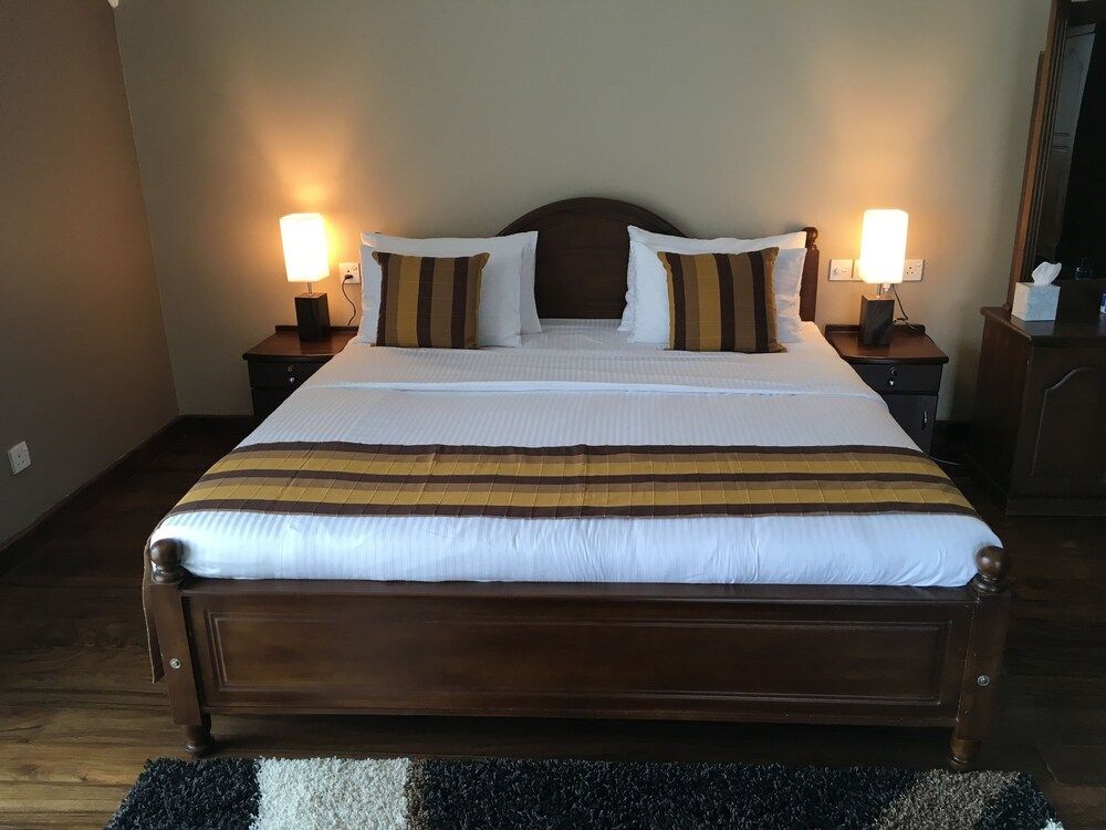 undefined Dorchester 7