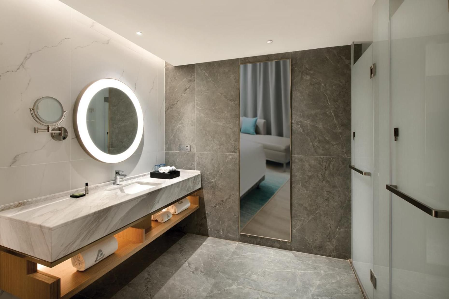 undefined Grand Skylight Garden Hotel 10