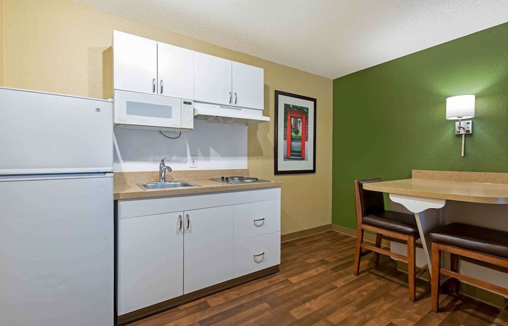 Extended Stay America Suites Washington DC Falls Church Studio, 2 Double Beds, Non Smoking 4