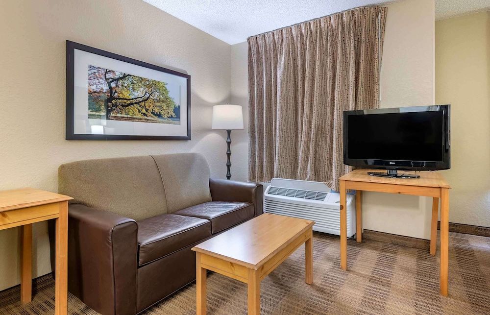 Extended Stay America Suites Orlando Altamonte Springs Deluxe Studio, 1 King Bed with Sofa bed, Non Smoking 5