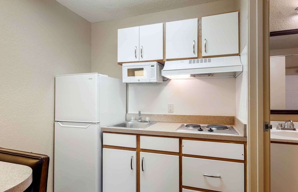 Extended Stay America Select Suites Atlanta Perimeter Hammon Studio, 1 Queen Bed, Non Smoking 5