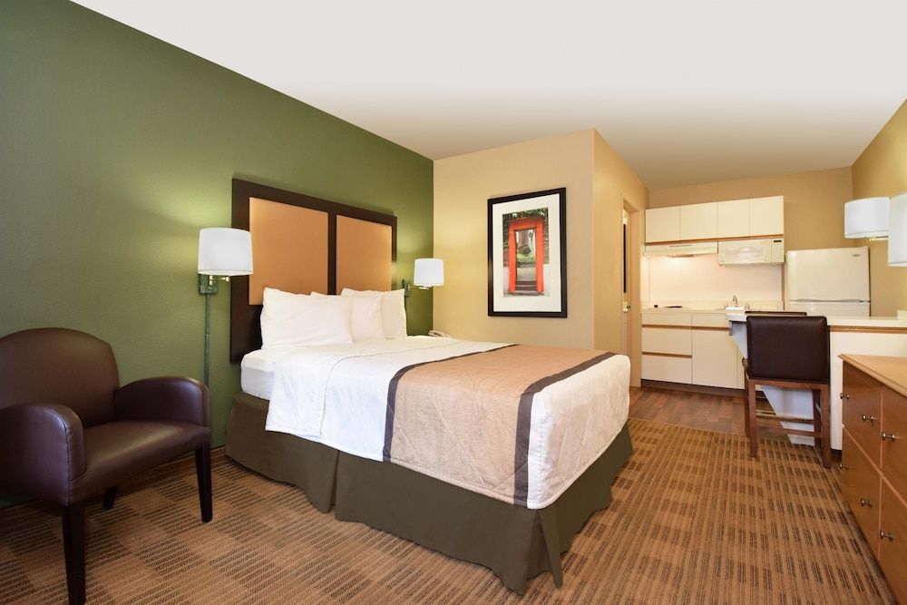 undefined Extended Stay America Select Suites Raleigh RTP Hwy. 55 2