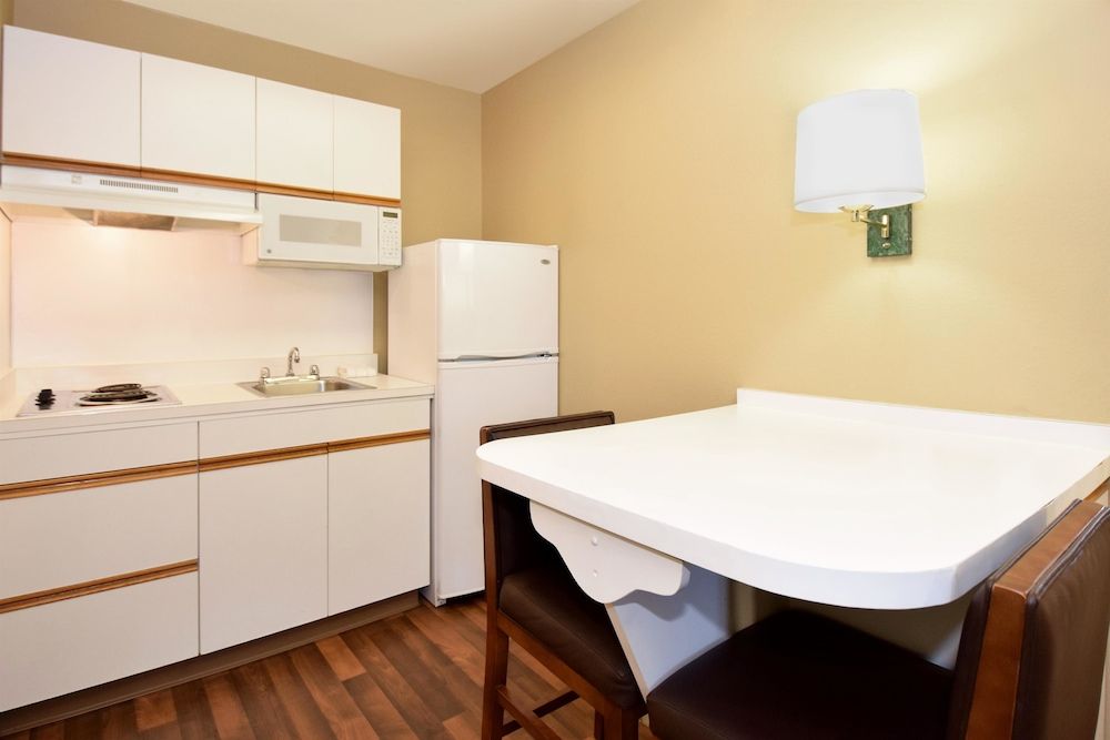 undefined Extended Stay America Select Suites Raleigh RTP Hwy. 55 6