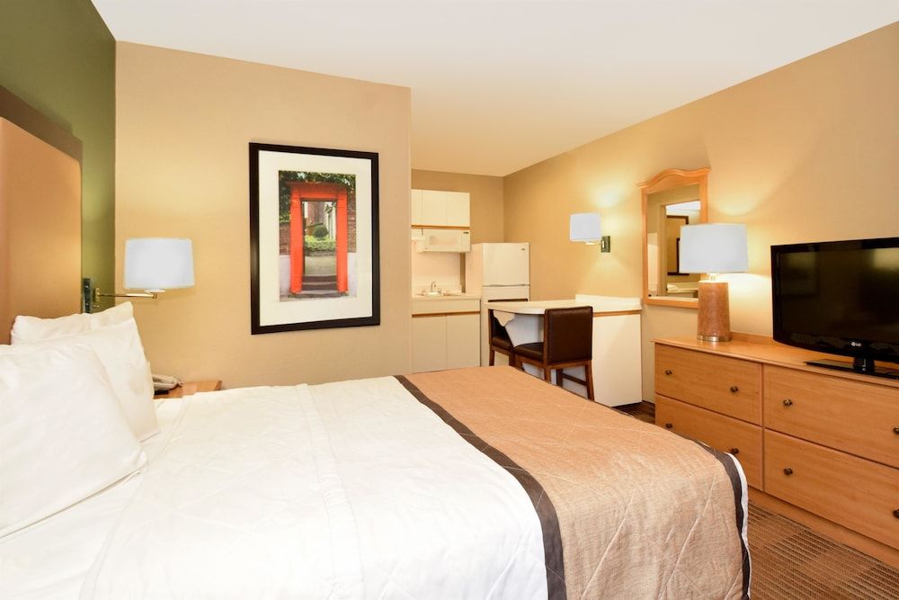 undefined Extended Stay America Select Suites Raleigh RTP Hwy. 55 7