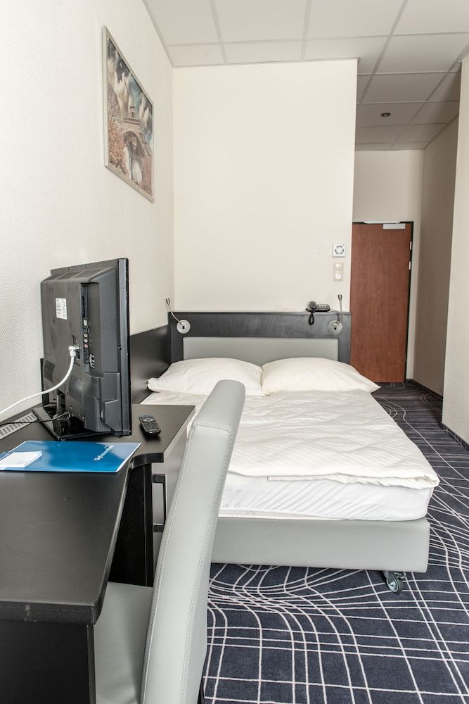 Sky Business Hotel Double Room 5