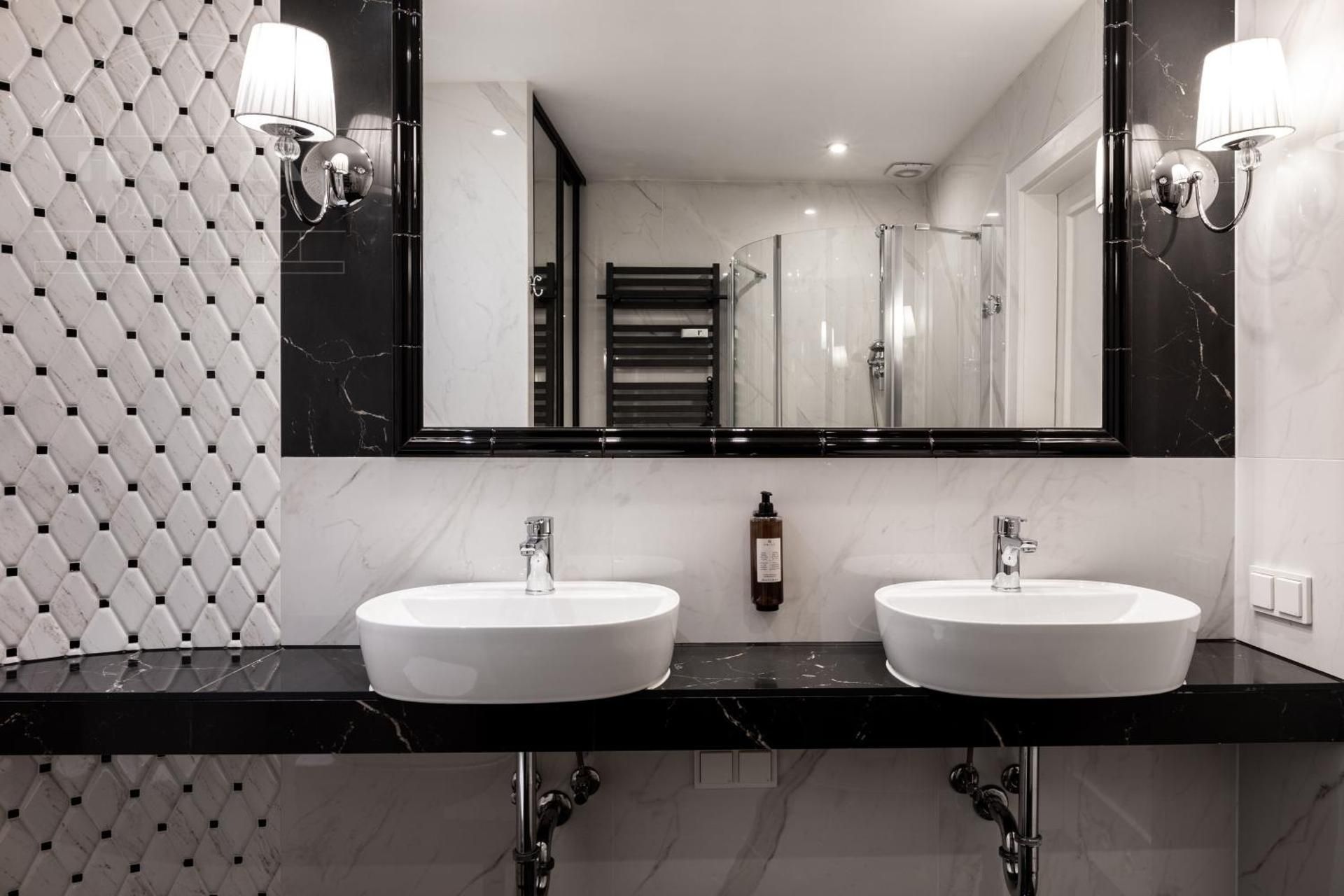 Feniks Stunning 2-Bedroom apartment with 3 terraces