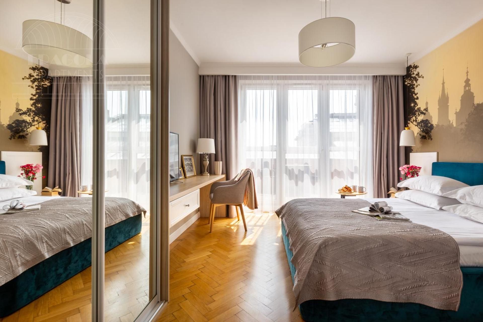 Feniks Stunning 2-Bedroom apartment with 3 terraces