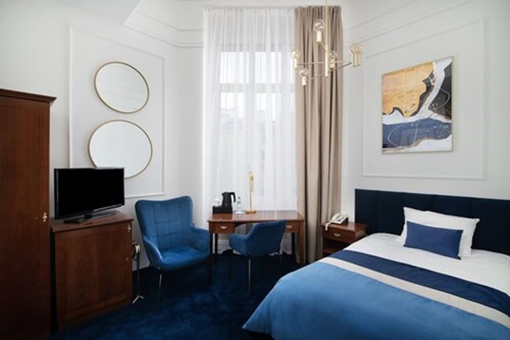 Classic Single Room