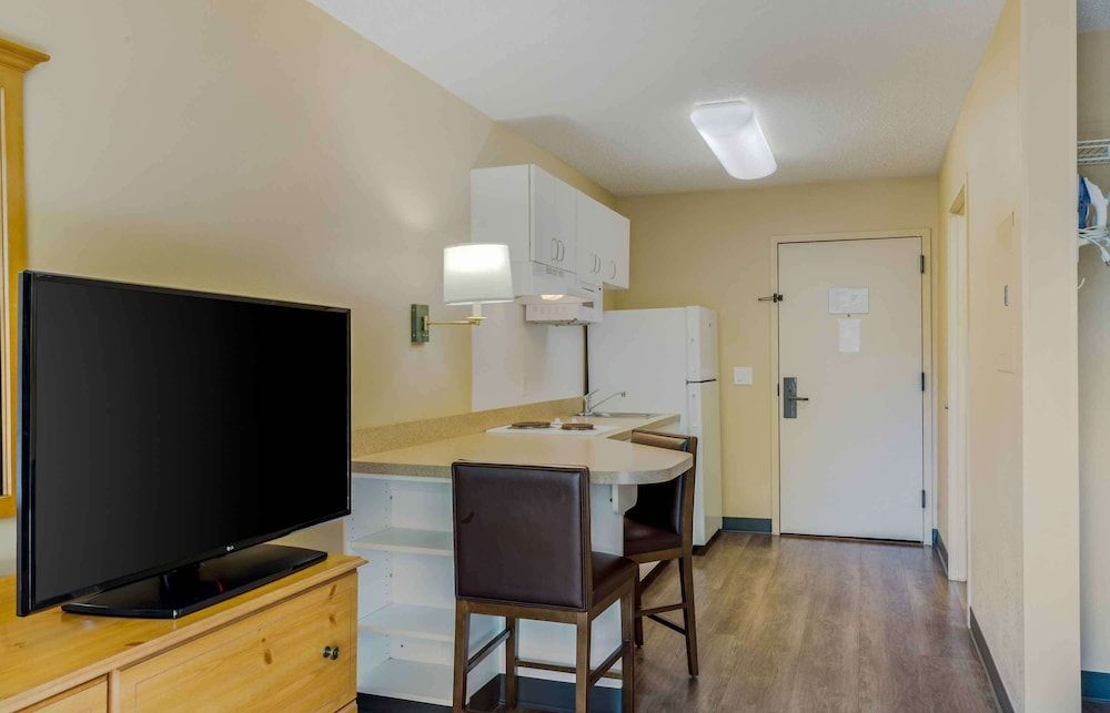 Extended Stay America Suites Boston Waltham 52 4th Ave Studio, 1 Queen Bed, Non Smoking 5