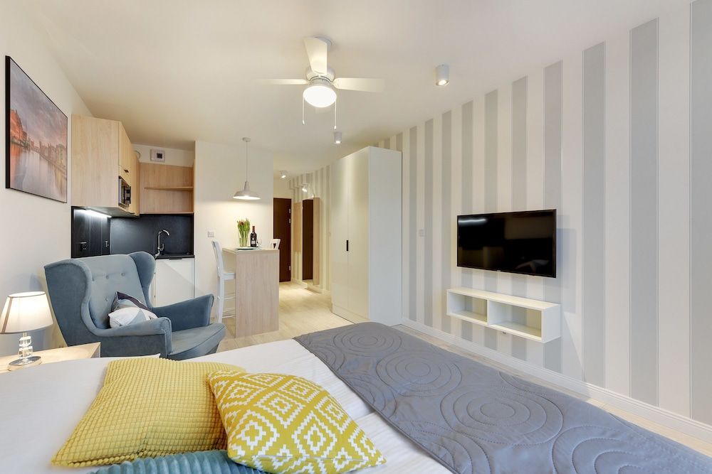 Chrobry Apartamenty Gdańsk Grodzka 10 Studio Suite, 1 Double Bed, Kitchenette, River View 7