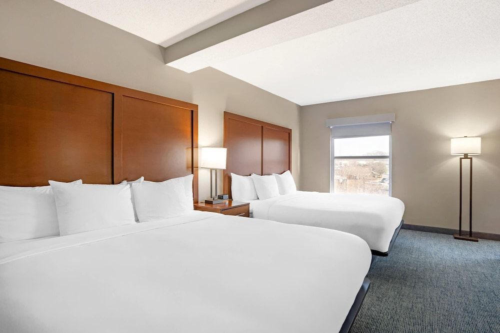 Suite, Non Smoking (2 King Beds)