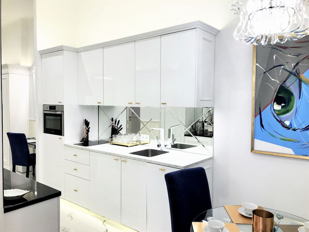 MONDRIAN Luxury Suites UNESCO Old Town Luxury Deluxe Suite, 2 Bedroms (Old town view, 77 m2) 9