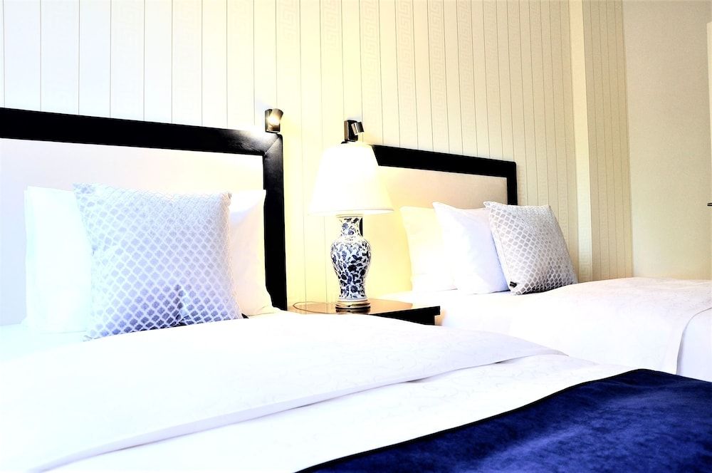 Superior Suite, 2 Bedrooms, 2 Bathrooms (Old town view, 125 m2)