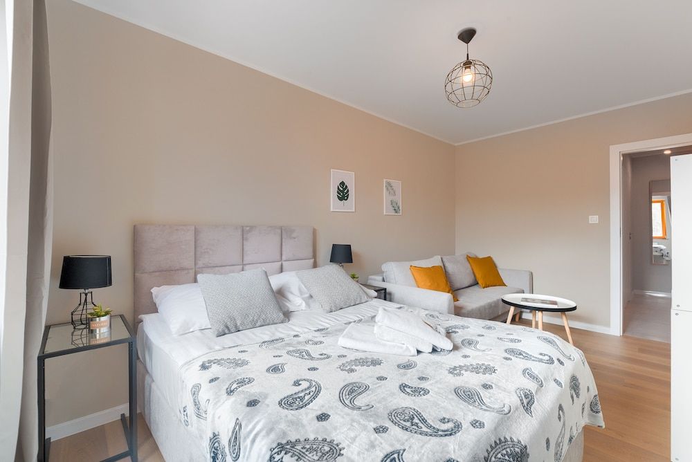Apartment, Terrace (Powstancow Wielkopolskich 76 street)