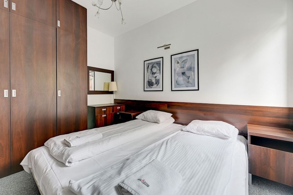 City Apartment, 1 Bedroom, Balcony (4 adults)