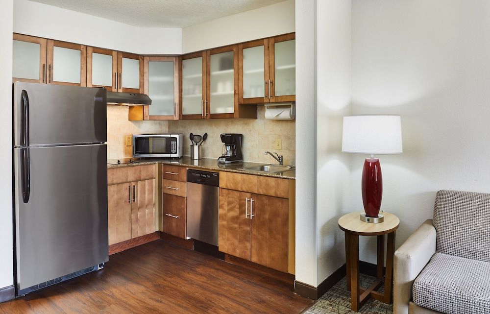 Staybridge Suites Orlando Airport South by IHG Suite, 1 Bedroom, Kitchen (1 King, Sofa Bed) 7