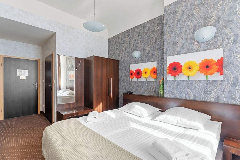 Hotel Diament Economy Gliwice Double Room 2