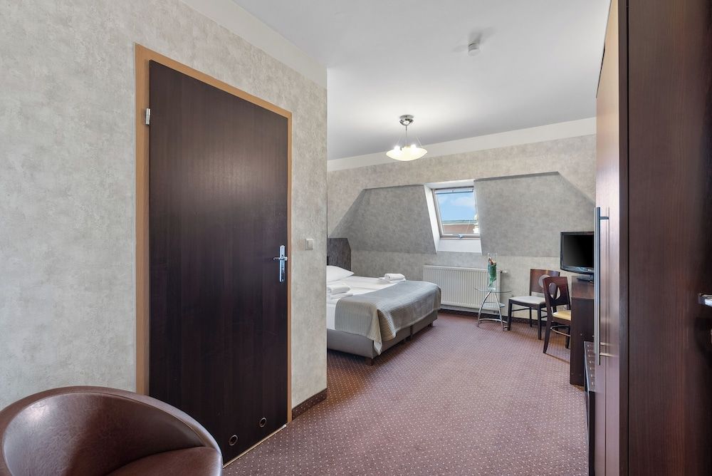 Hotel Diament Economy Gliwice Double Room 4