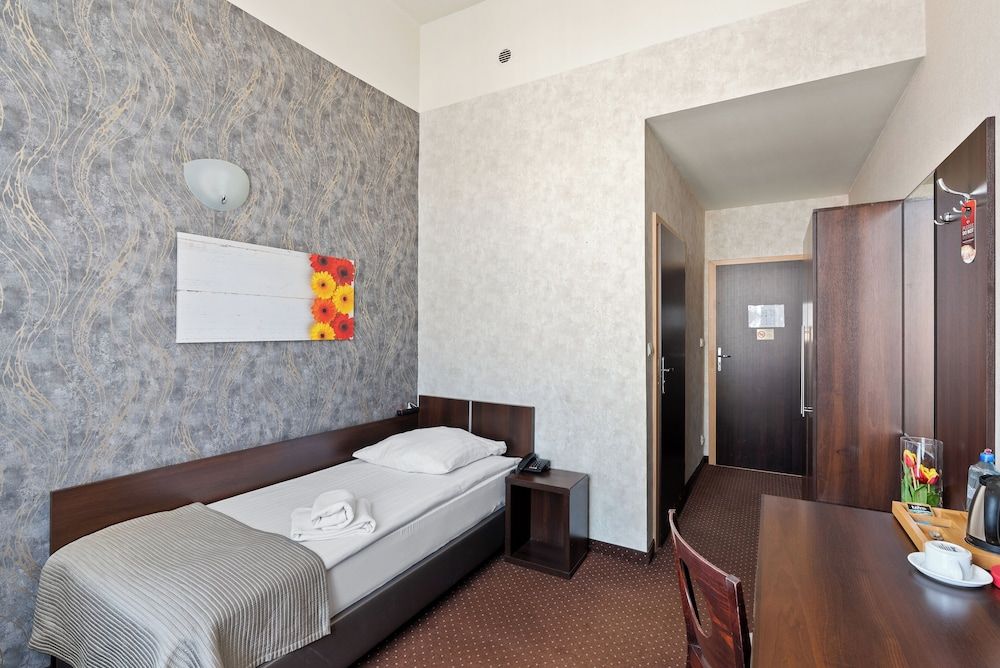 Hotel Diament Economy Gliwice Single Room 5