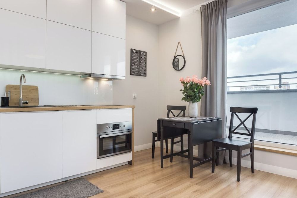 undefined Elite Apartments Marine Suite 7