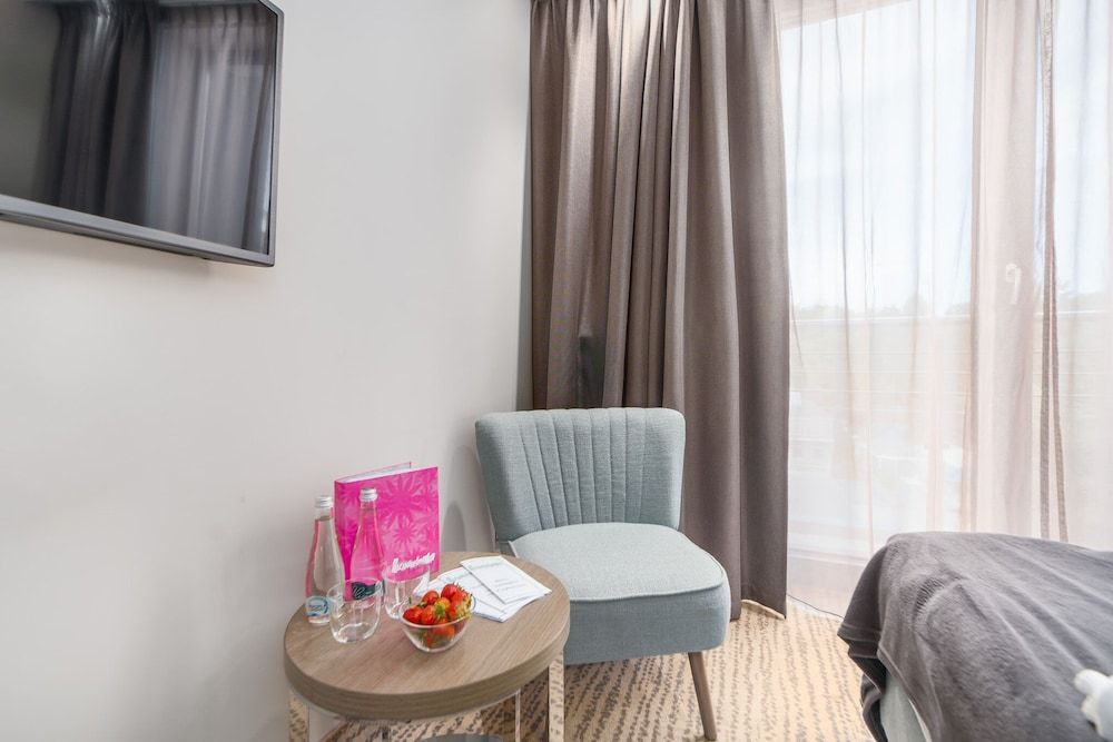 SeaPark Hotel Wellness & Spa Deluxe Single Room 8