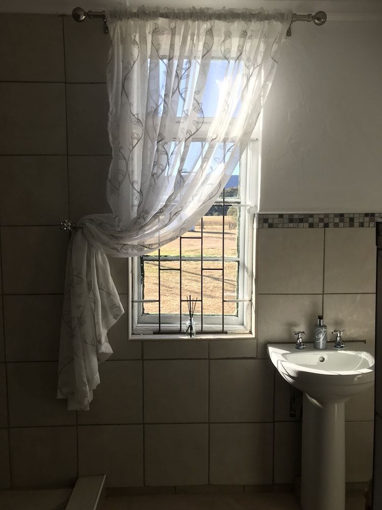 Farm Stays, Here you Will be Able to Relax and Enjoy the Beauty of Nature Deluxe Cottage, 1 Queen Bed, Ensuite, Ground Floor 12